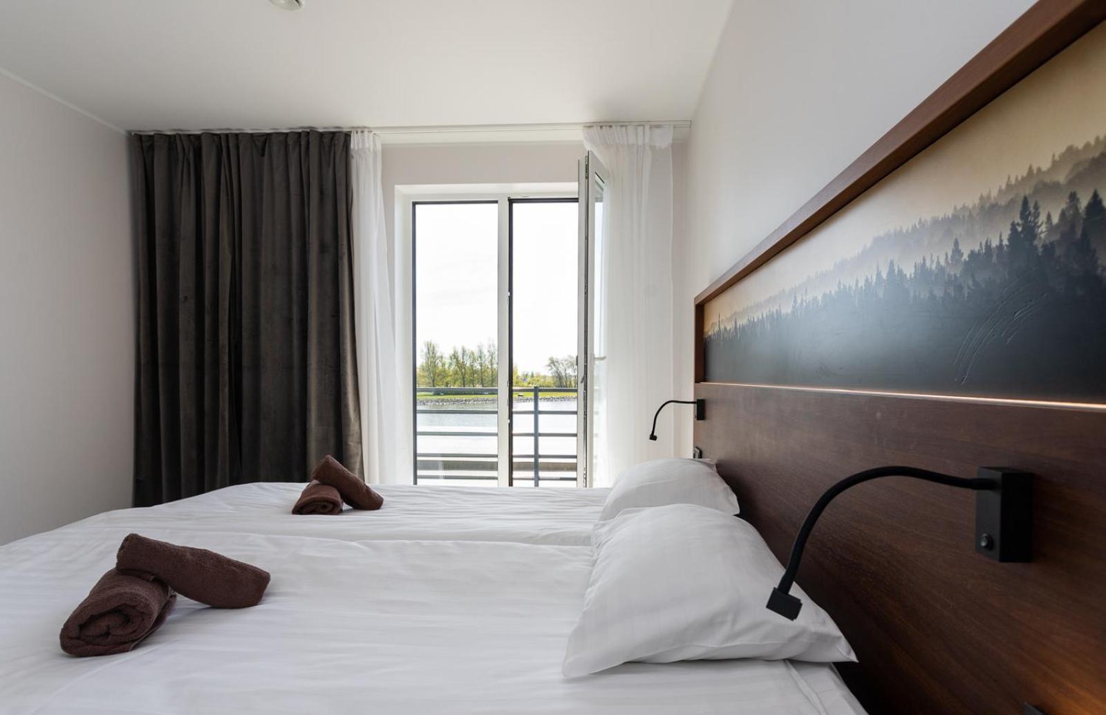Oe Seaside Suites & Spa Kuressaare Exteriér fotografie